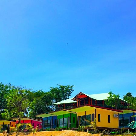 T-House@Siray Hotel Phuket ภายนอก รูปภาพ