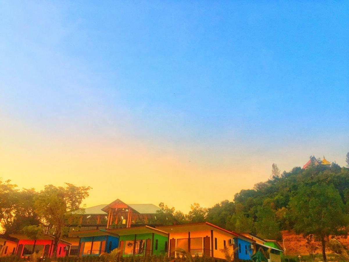 T-House@Siray Hotel Phuket ภายนอก รูปภาพ
